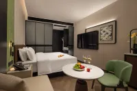Yue Siji International Hotel (Shenzhen Longgang Ailian Subway Station) - Pet friendly