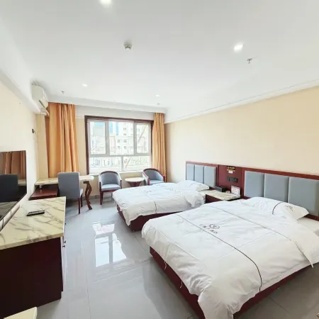 Yilong Grand Hotel