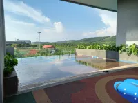 DanZaStay@BellSuite - nearby KLIA - Infinity Pools