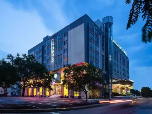 Lavande Hotels（Maoming high-speed railway station xinfu road branch） - Quầy bar
