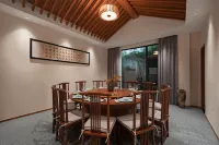 Qianshan wang·Mountain-View Resort - Hot Springs