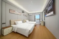 Runxin E-sports Boutique Stay (Huizhou Shuidong Street) - 주차장