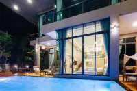 TreeScape Resort Chiang Mai - Rooftop Pools