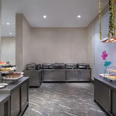 Orchid City Life Hotel