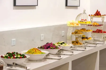 Misu Cloud Hotel (zhengzhou BYD Factory Store) Отели рядом с достопримечательностью «Henan Institute of Water Conservancy and Environment (Airport Campus)»