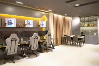 E-sports Hotel No. 7 (Dalian Nanshan Street)