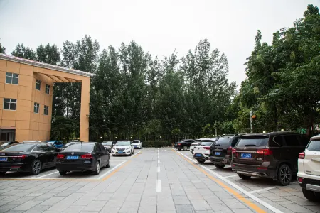 Quzhou Ying Hotel Отели рядом с достопримечательностью «Чжэнцзэ Китайская больница»