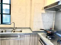 Sharing tide and beautiful sea view