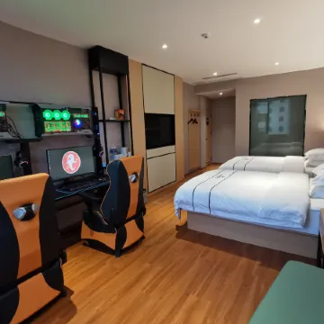 Weining Jike E-sports Hotel