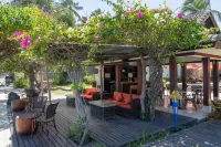 Sudamala Resort, Senggigi, Lombok - Barer