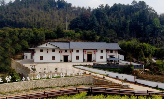 Chongyi Shangbao Rice Terrace B&B