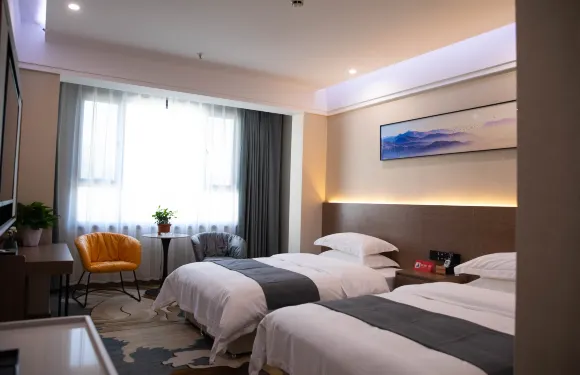 哈巴河神河大酒店