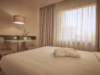iH Hotels Milano Lorenteggio Hôtels à proximité de : Métro Inganni