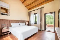 ShanZhong HuaKai Private soup homestay