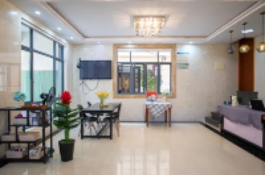 후니우 빌라 (지후 해변 관광지)