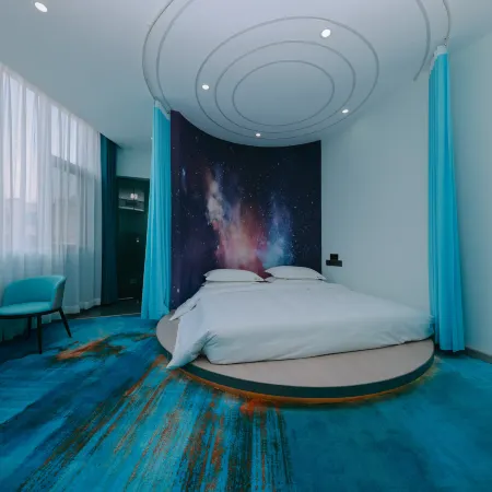 LuLiang lisheng Hotel