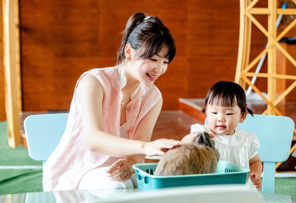 2. 앙사나 시안 린..