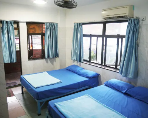 Kung Fu Hostel Hotels near أوشن تيرمينال