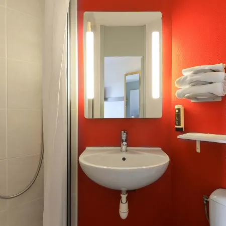 B&B Hotel Beaune Sud 2