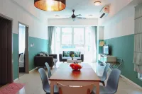 Homesuite' Home at Sutera Avenue