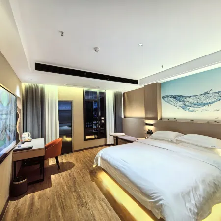 Yue Hotel (Yingshan Shenghua Times Square Store)