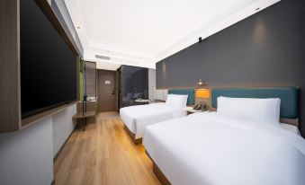 CEO Wanting Hotel