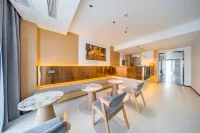 Mike Shejishi Jiangjing Jiudian (Leshan Shifan Xueyuan)