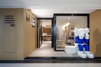 Dream Pillow Hotel (Wuyi Square Branch)