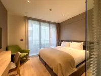 ลา กรีนโฮเทล แอนด์ เรสซิเดนซ์ โรงแรมใกล้น้ำตกคลุ้ย