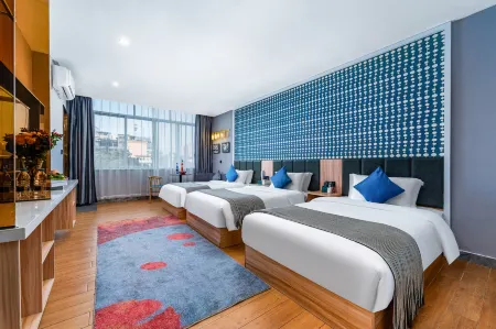 Boni Hotel (Huaiji Pedestrian Street) Отели рядом с достопримечательностью «Liuzuyan»