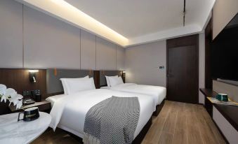 Lusen Smart Hotel (Railway Station Luxury Clothing City)