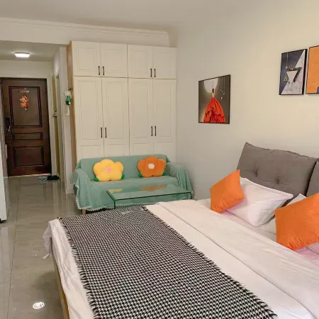 Tonghua Chujian Apartment (Wanda Plaza)