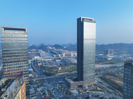 Yijia Hotel (Guiyang Beida Resources Dream City North Station)