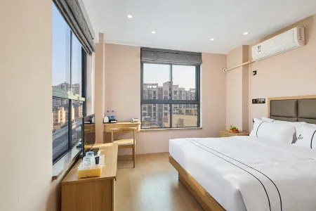 Dongpeng Hotel Отели рядом с достопримечательностью «Yichun University Vocational and Technical College»