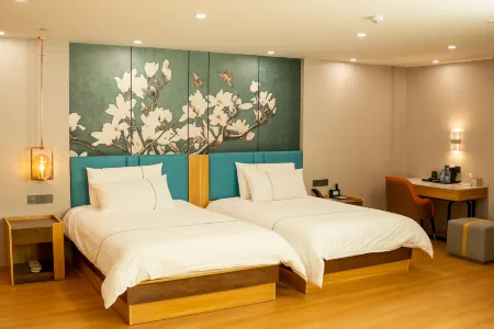 Magnotel Hotel (Zibo Yiyuan Jingshan Road) Отели в г. Сиюань