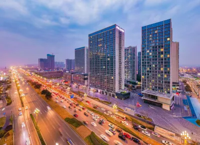 Meilun Upper Floor Hotel (Chengdu Phoenix Mountain Sports Park) Hotel di Distrik Xindu