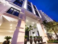 Mövenpick Hotel Sukhumvit 15 Bangkok Hotels near MRT-Sukhumvit
