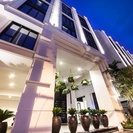 Mövenpick Hotel Sukhumvit 15 Bangkok Отели рядом с достопримечательностью «Станция метро Sukhumvit»