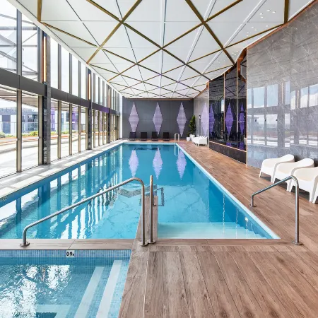 Meriton Suites Canberra