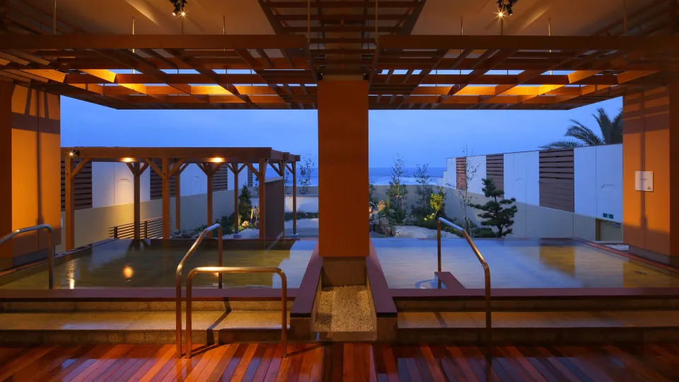 Kamogawa Grand Hotel