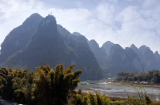 Sunlight Homestay (Yangshuo 20 Yuan Scenic Area)