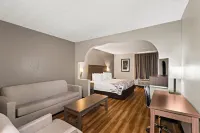 Red Roof Inn & Suites Newnan Hotels in Newnan