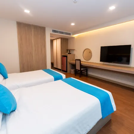 Crystal Palace Luxury Hotel Pattaya Отели рядом с достопримечательностью «Пляж Наклуа»