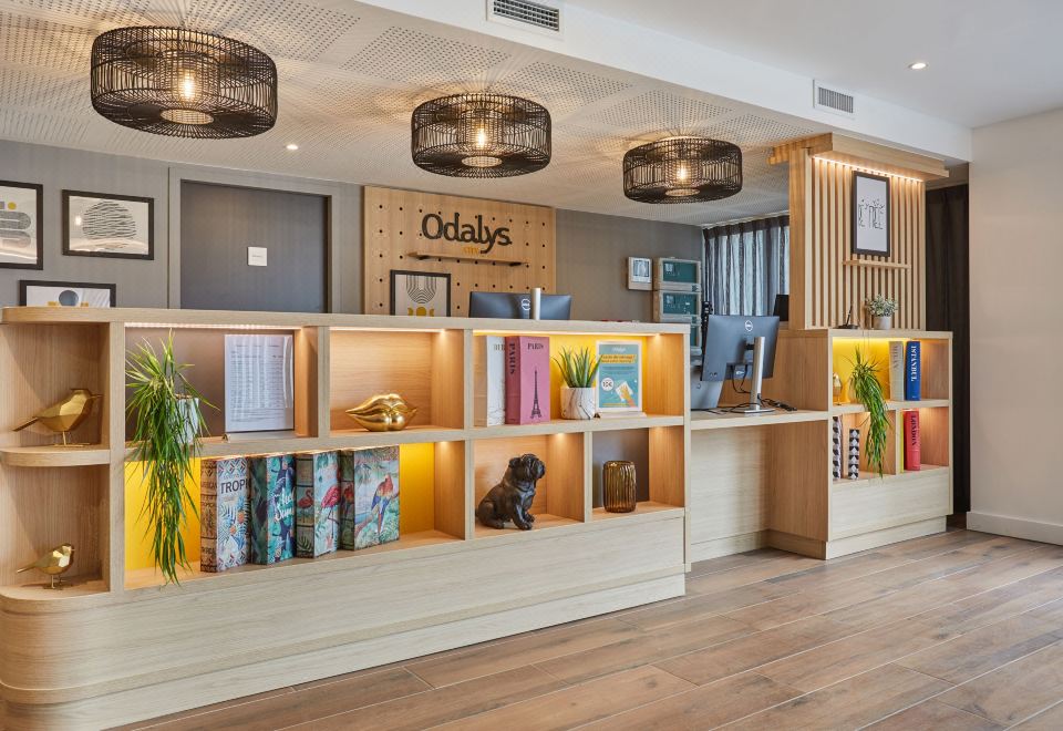 3. Odalys C..