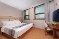Zhongtian Phoenix Hotel (Changzhou Dinosaur Park Global Harbor) Hotels in Changzhou