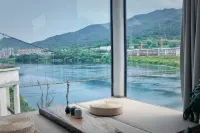 Dongjiang Library
