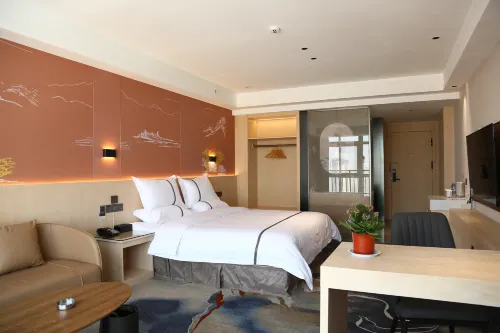 Naya Meisu Hotel