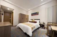 皇城驛酒店（西安鐘樓地鐵站回民街店）