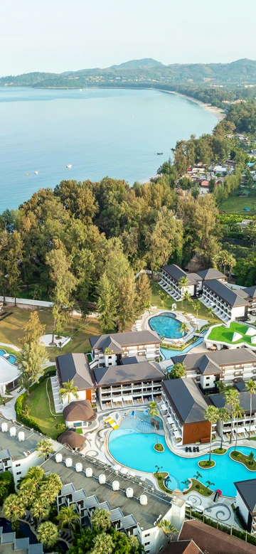 รูปภาพของโรงแรมอโมรา บีช รีสอร์ท ภูเก็ต