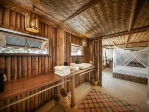 The Beach House Ocam Ocam